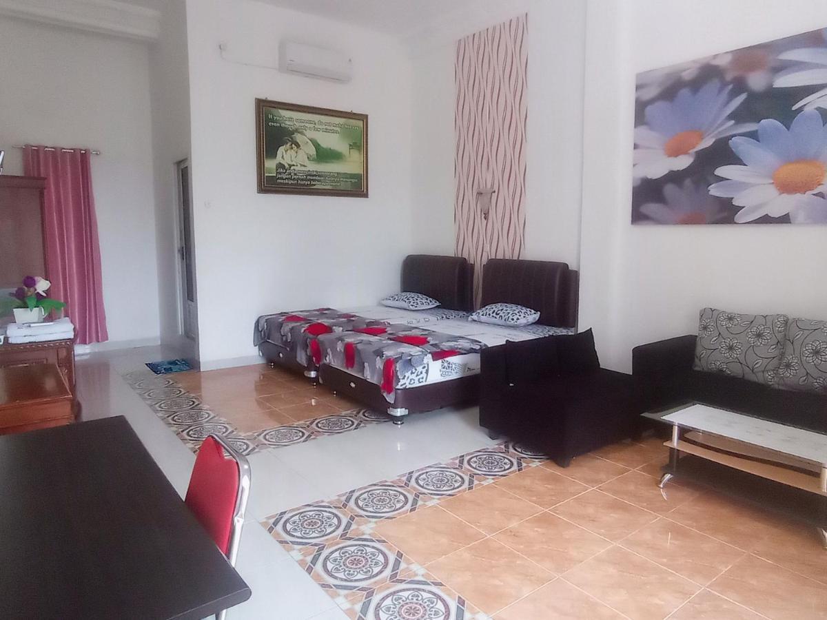 Hotel Nayora Prabumulih Perabumulih Εξωτερικό φωτογραφία